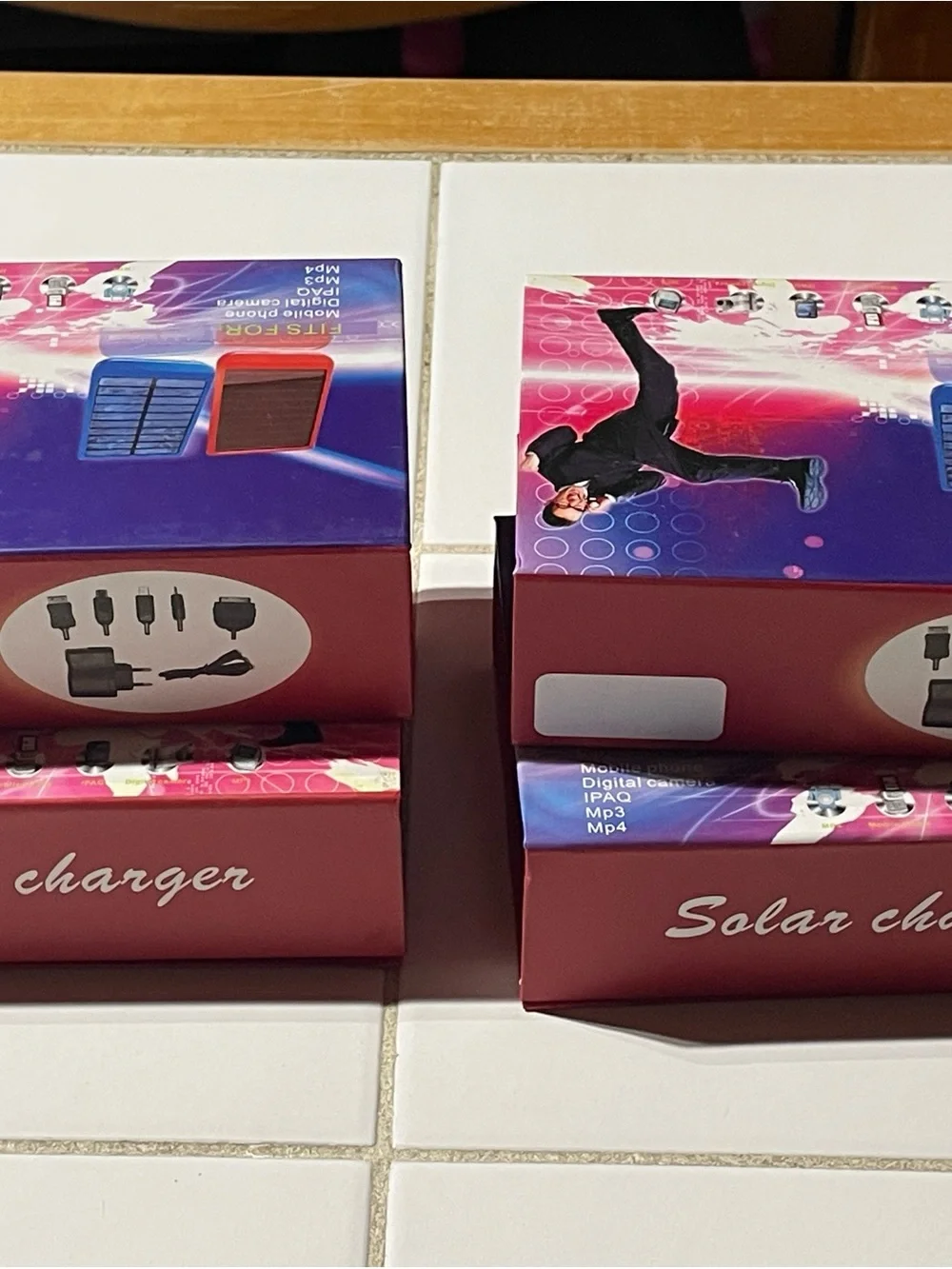 ☀️🔋 LOT OF 4 Solar Mobile Chargers & Power Banks